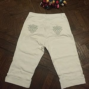 ❤️FINAL PRICE❤🌾U-51 Jeans Short Capri size (18)💮